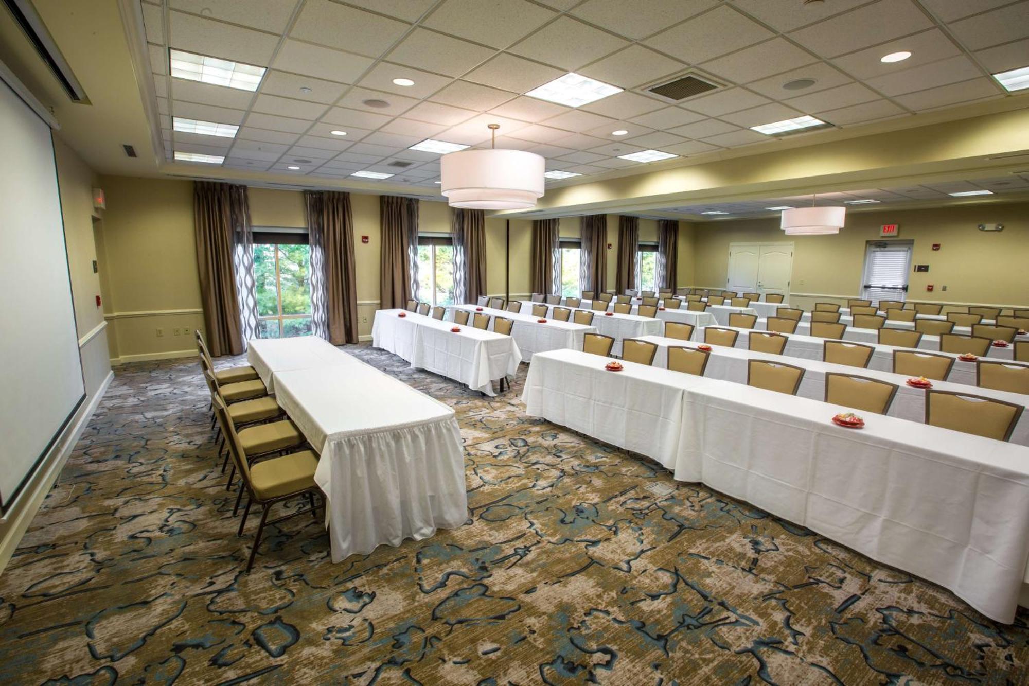 Hilton Garden Inn State College Ngoại thất bức ảnh